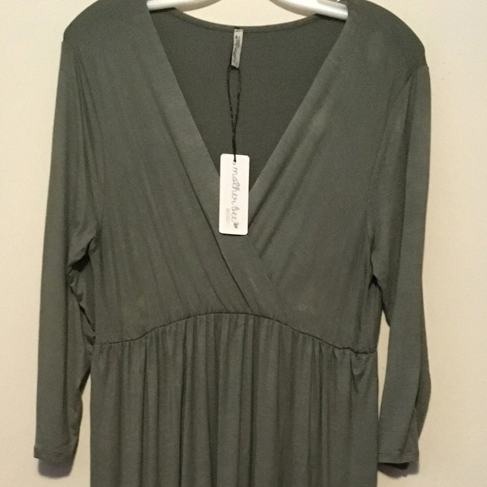 NWT Mother Bee Maternity Dress Size Xtra Large Green Stretchy Maxi Mock Wrap